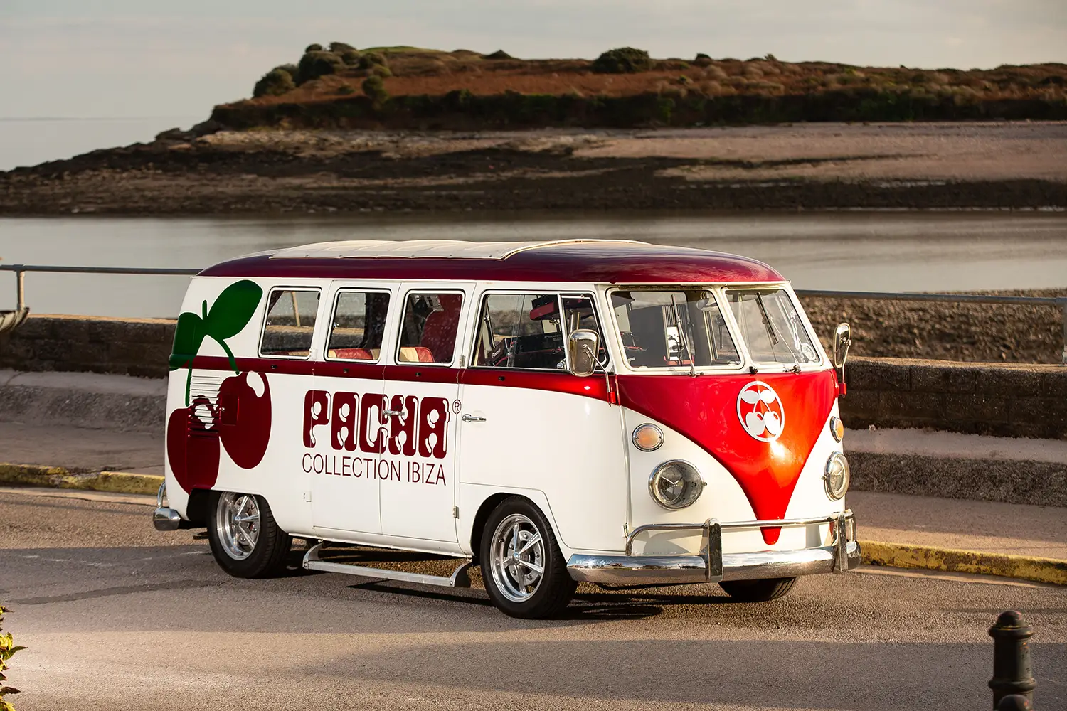 1966 Volkswagen Type 2 Kombi