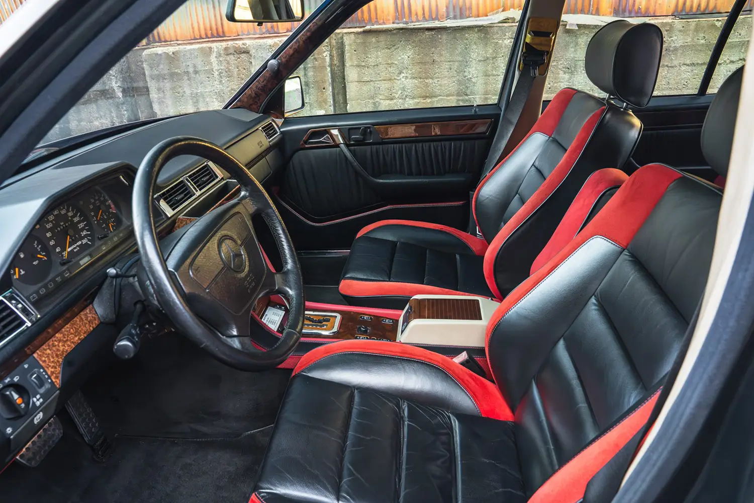 1993 Mercedes-Benz 400E AMG