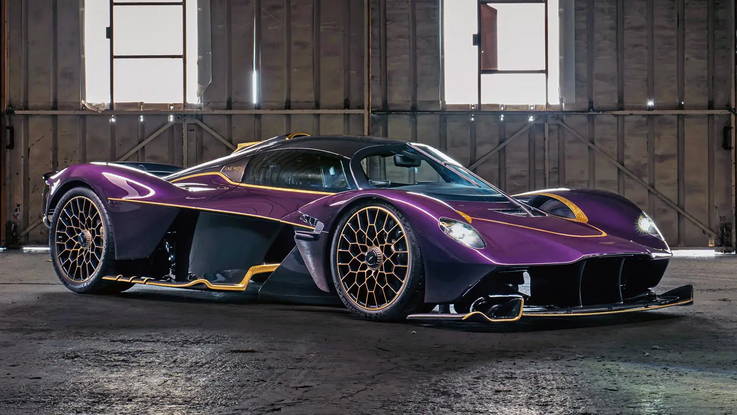 2024 Aston Martin Valkyrie Coupé