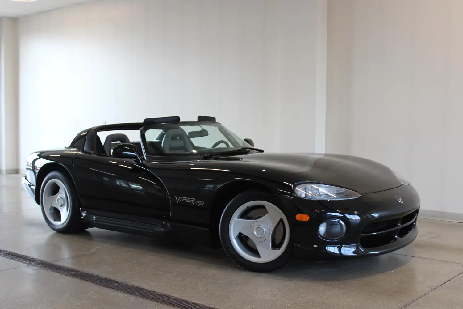 1995 Dodge Viper RT/10