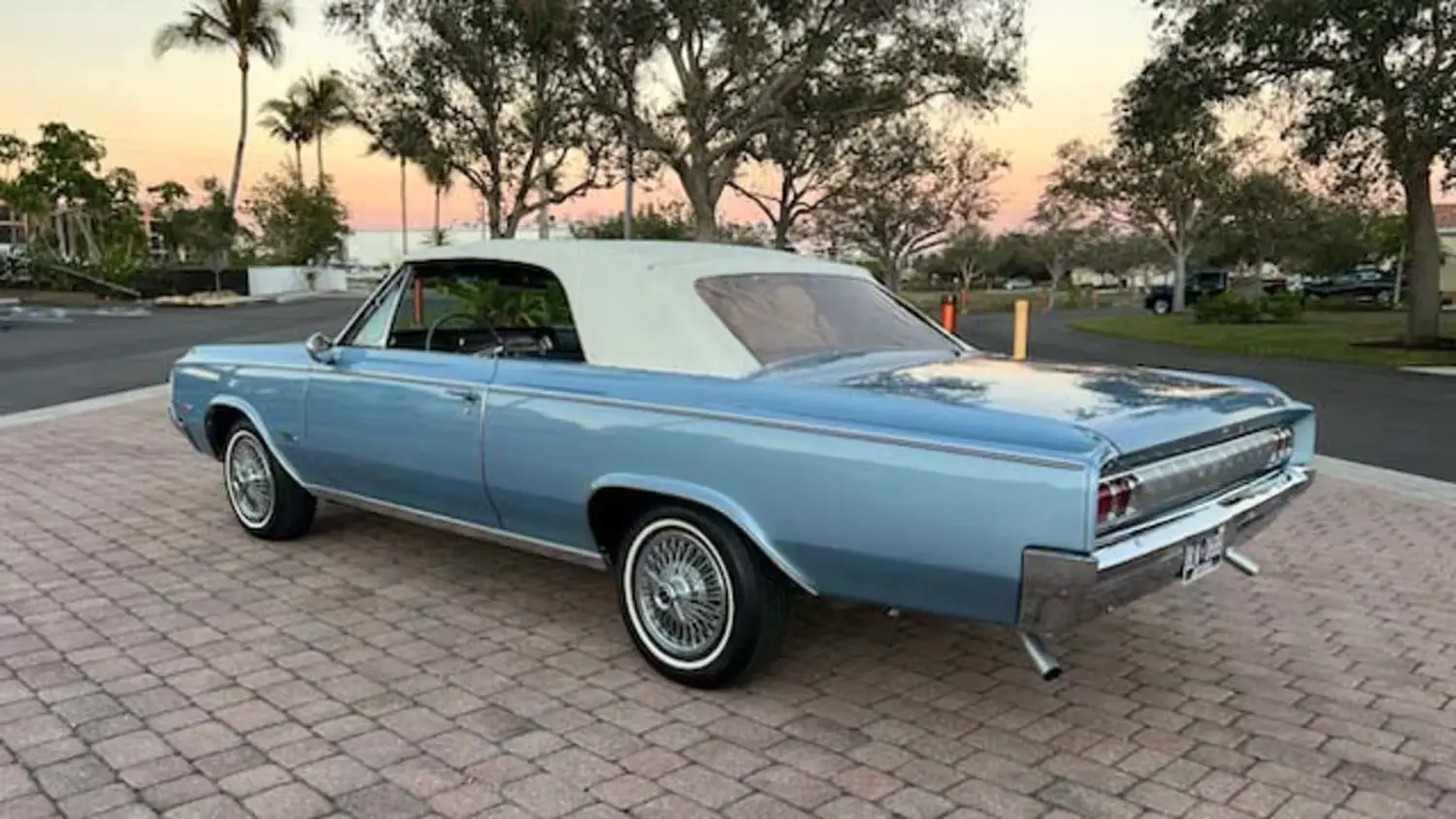 1964 Oldsmobile 442 Convertible