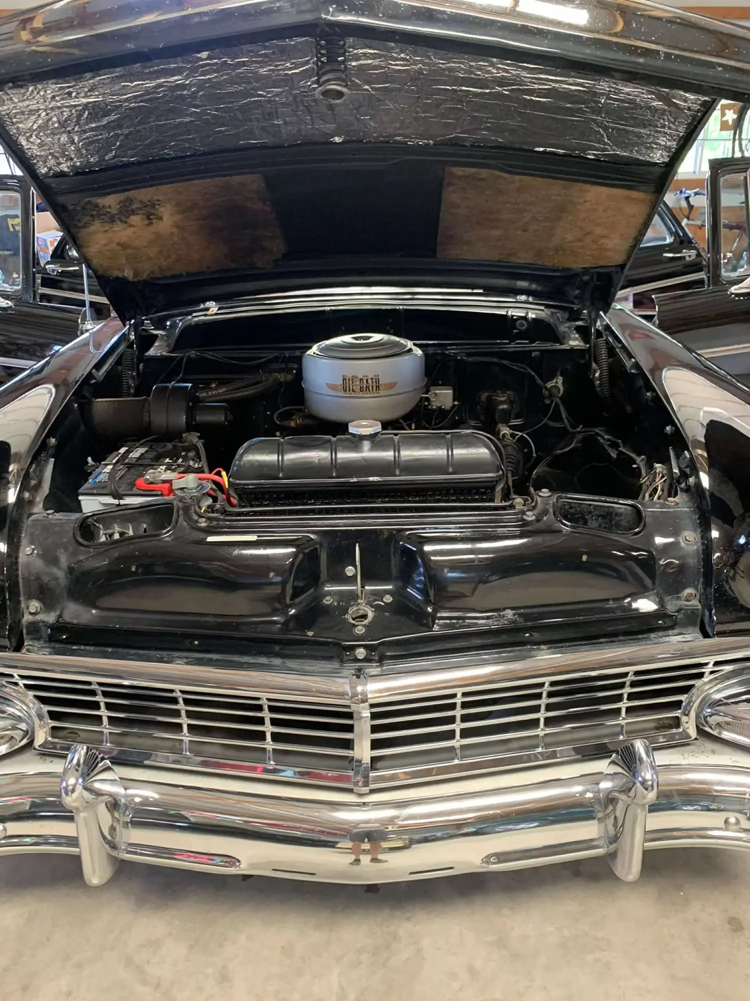 1956 Ford Customline V8
