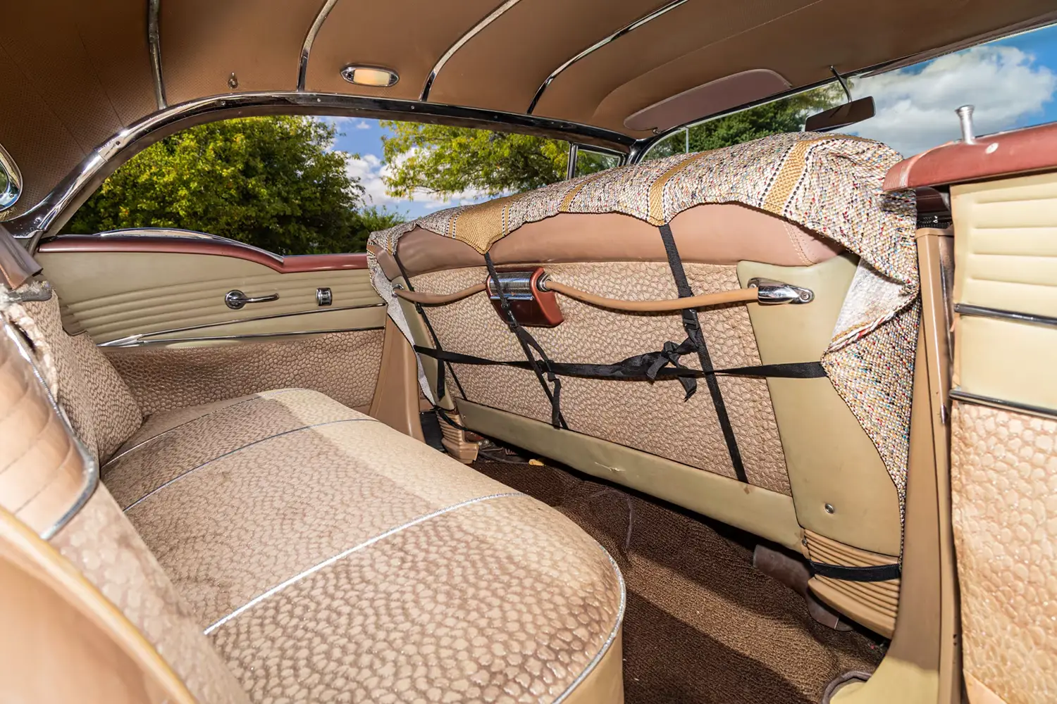 1956 Oldsmobile 98 Holiday Sedan