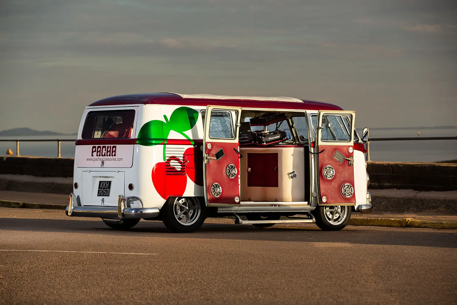 1966 Volkswagen Type 2 Kombi