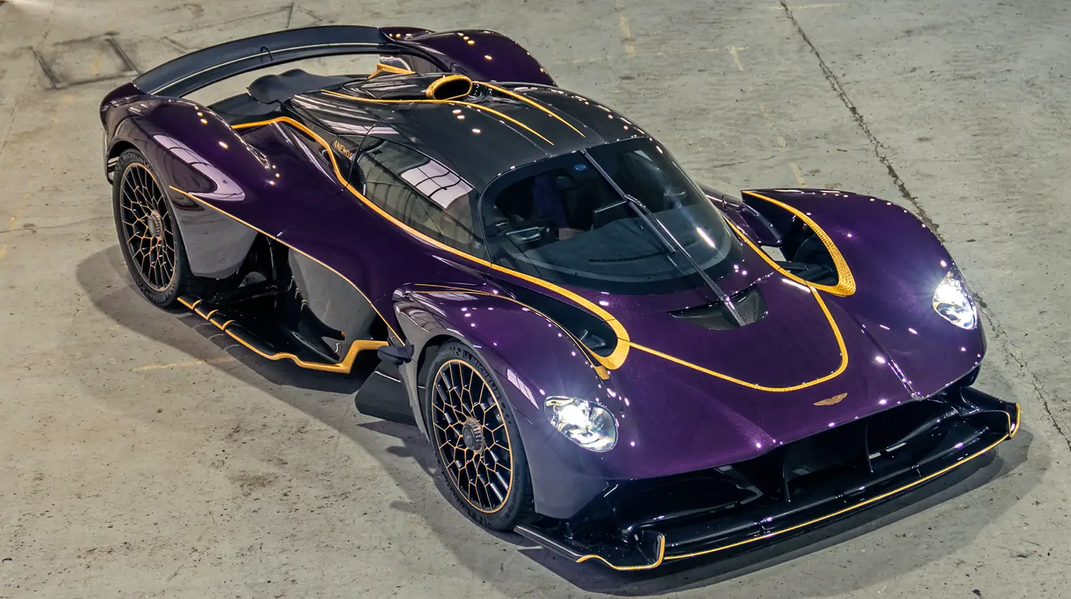 2024 Aston Martin Valkyrie Coupé