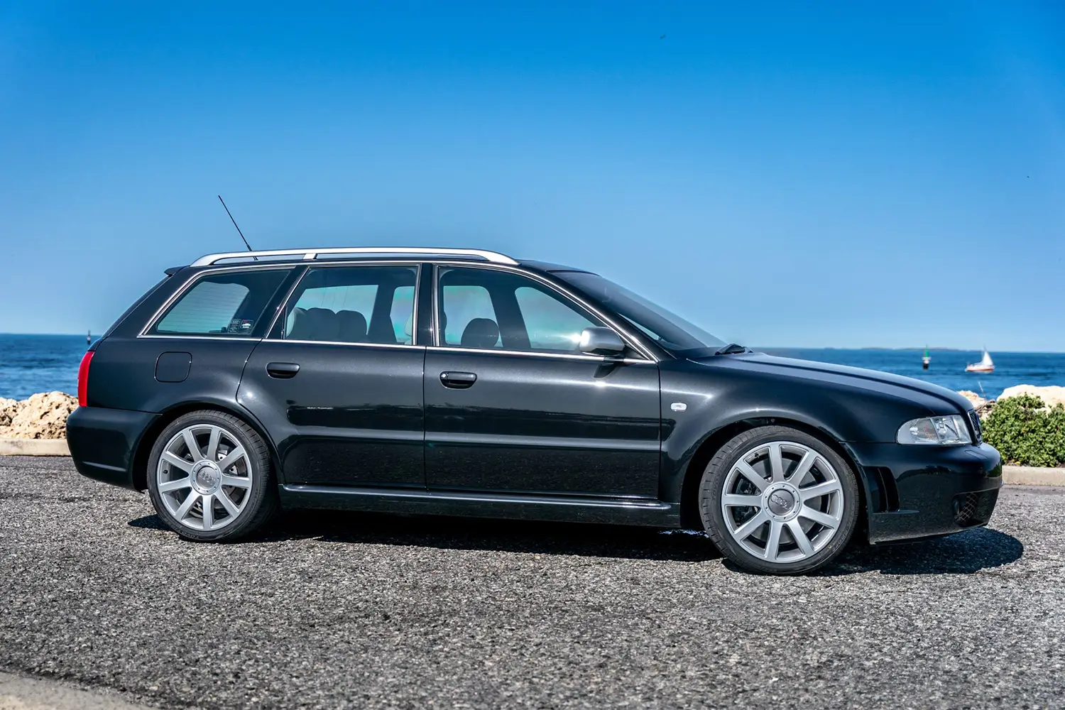 2001 Audi RS4 Avant