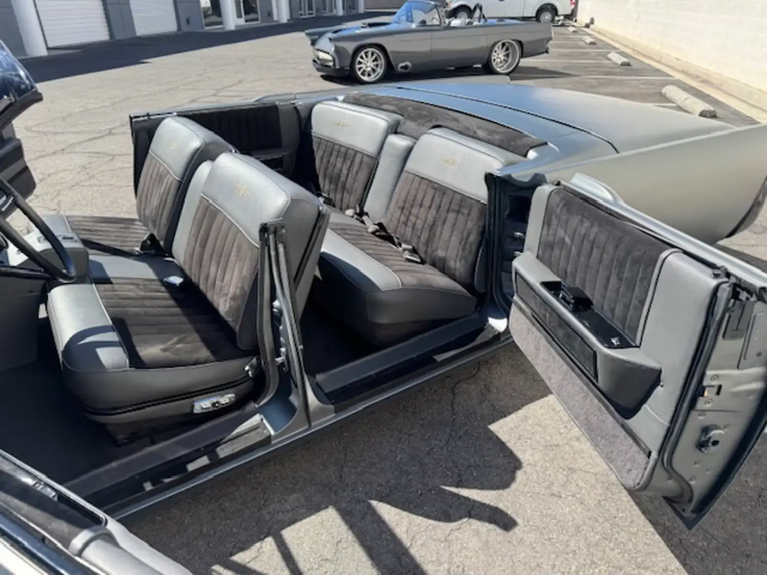 Custom 1965 Lincoln Continental Convertible