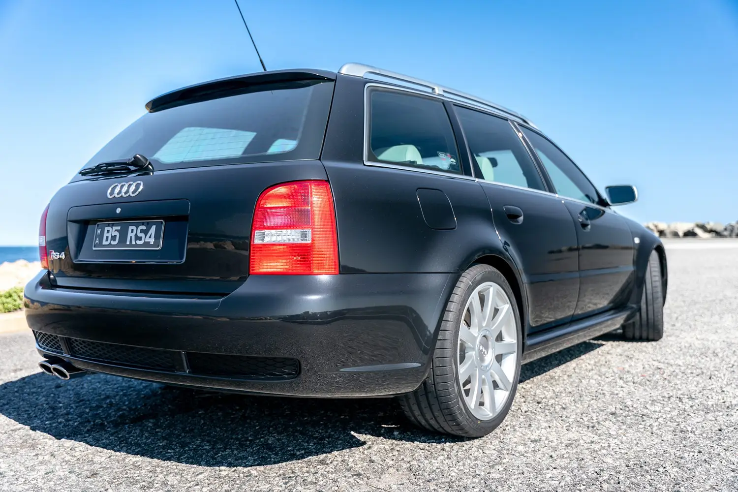 2001 Audi RS4 Avant