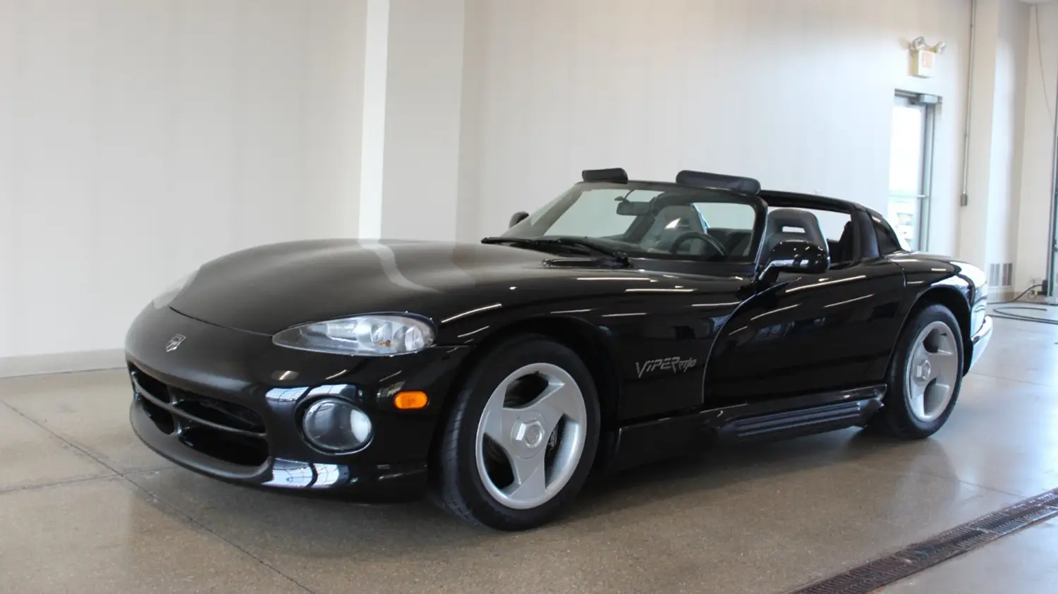 1995 Dodge Viper RT/10