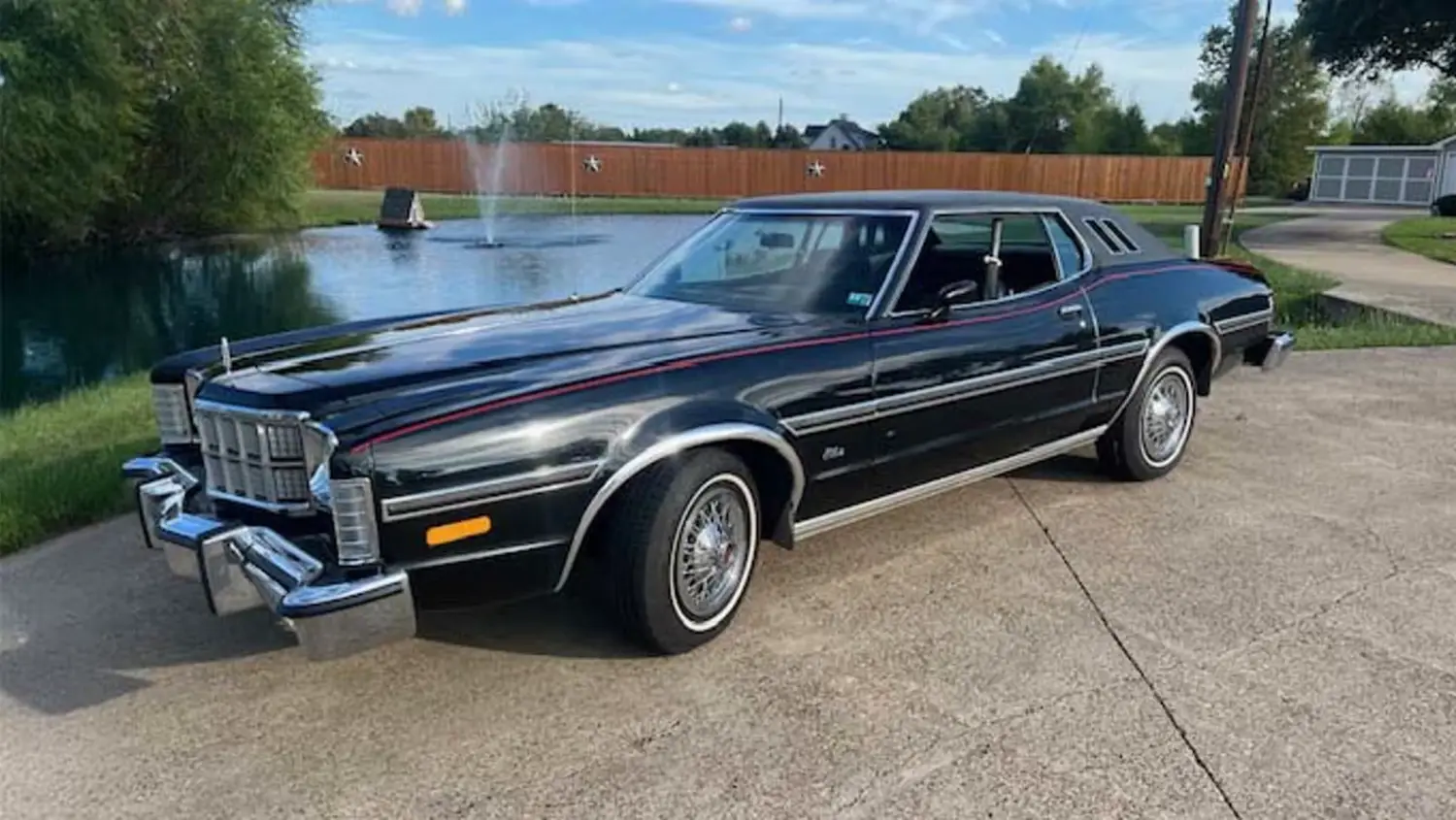 1976 Ford Elite Coupe