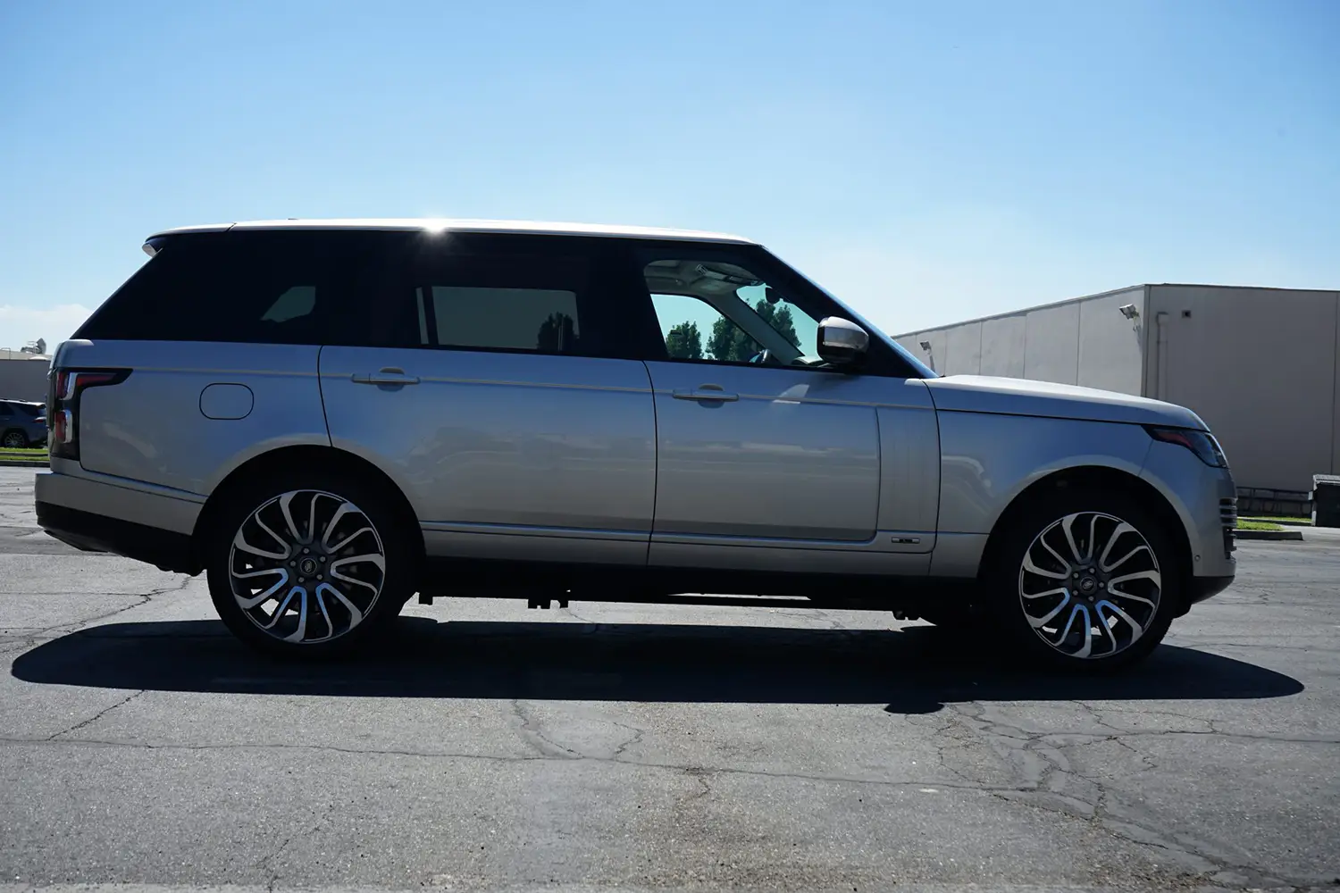 2021 Land Rover Range Rover P525 Autobiography LWB