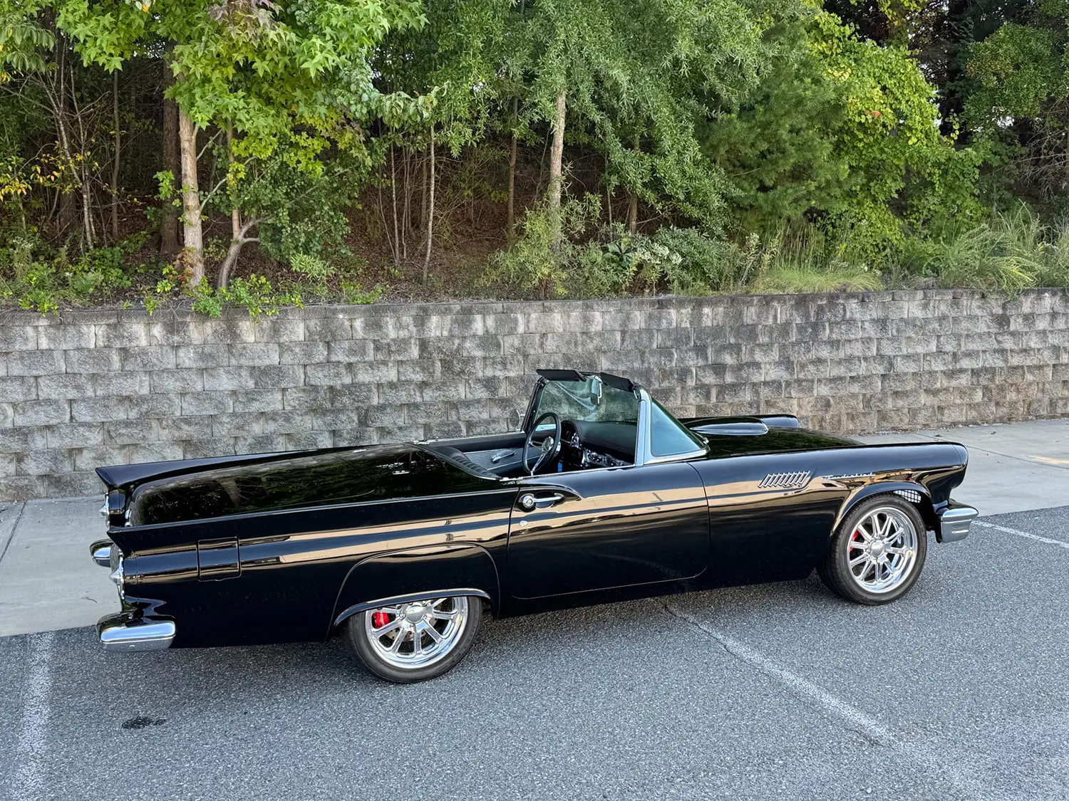 Coyote-powered 1957 Ford Thunderbird