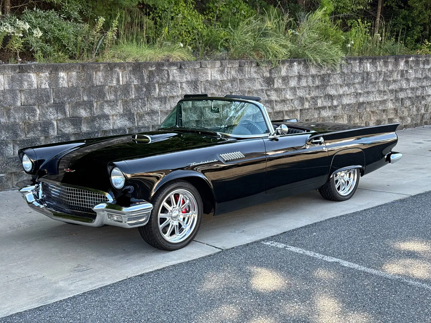 Coyote-powered 1957 Ford Thunderbird