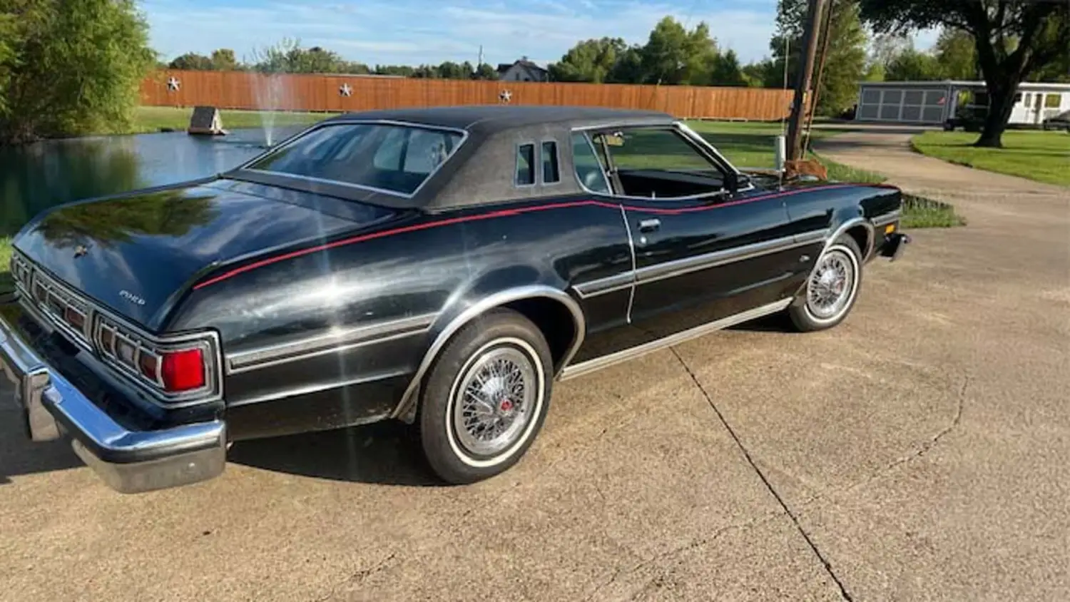 1976 Ford Elite Coupe