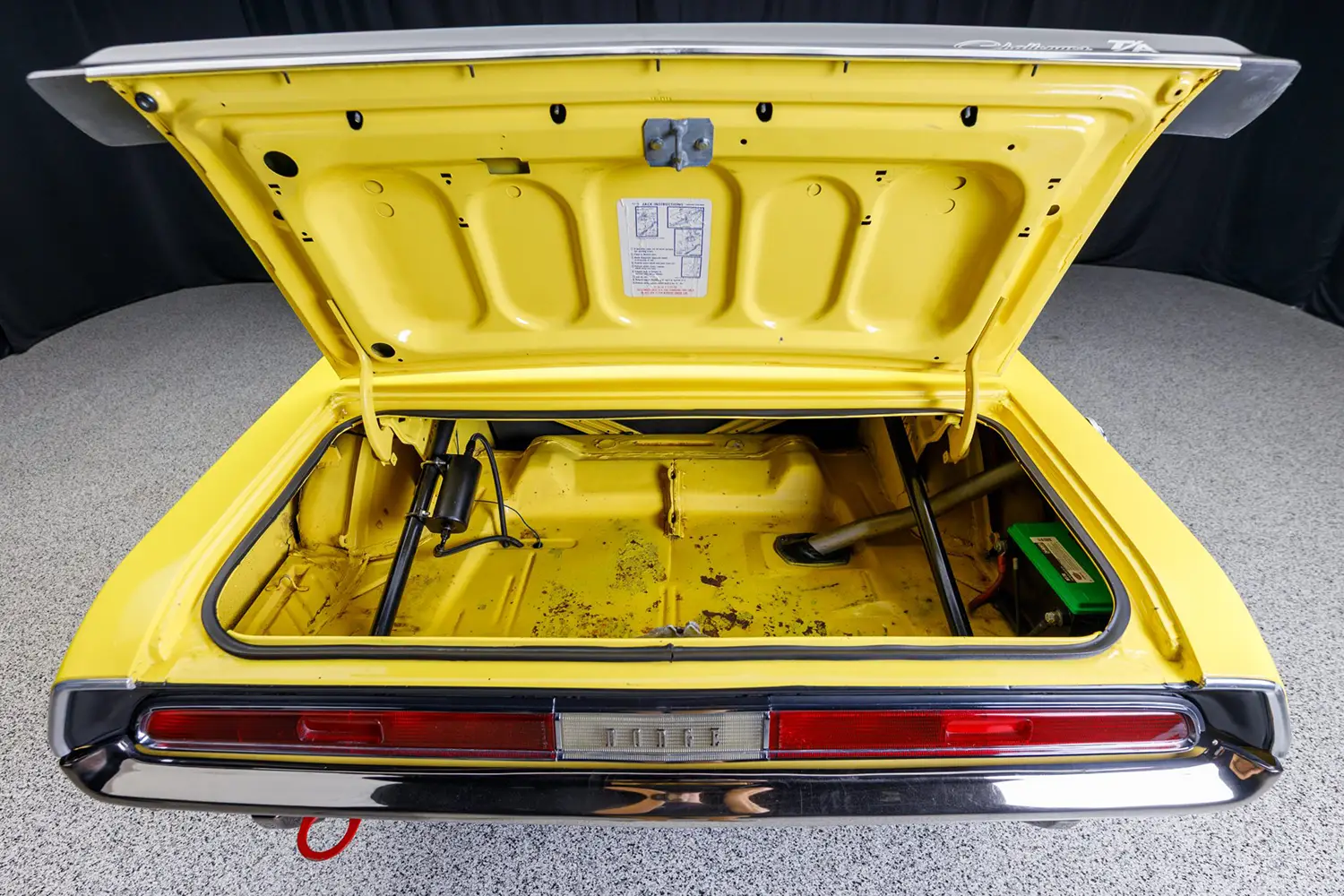Hotchkis 1970 Dodge Challenger E-Max