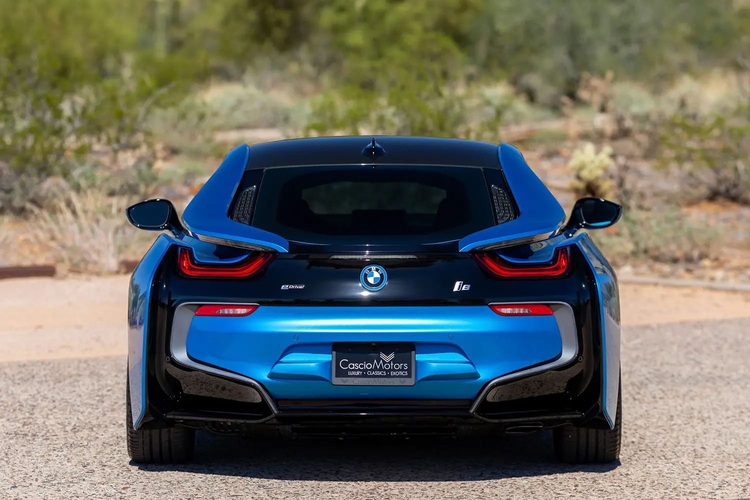 2016 BMW i8