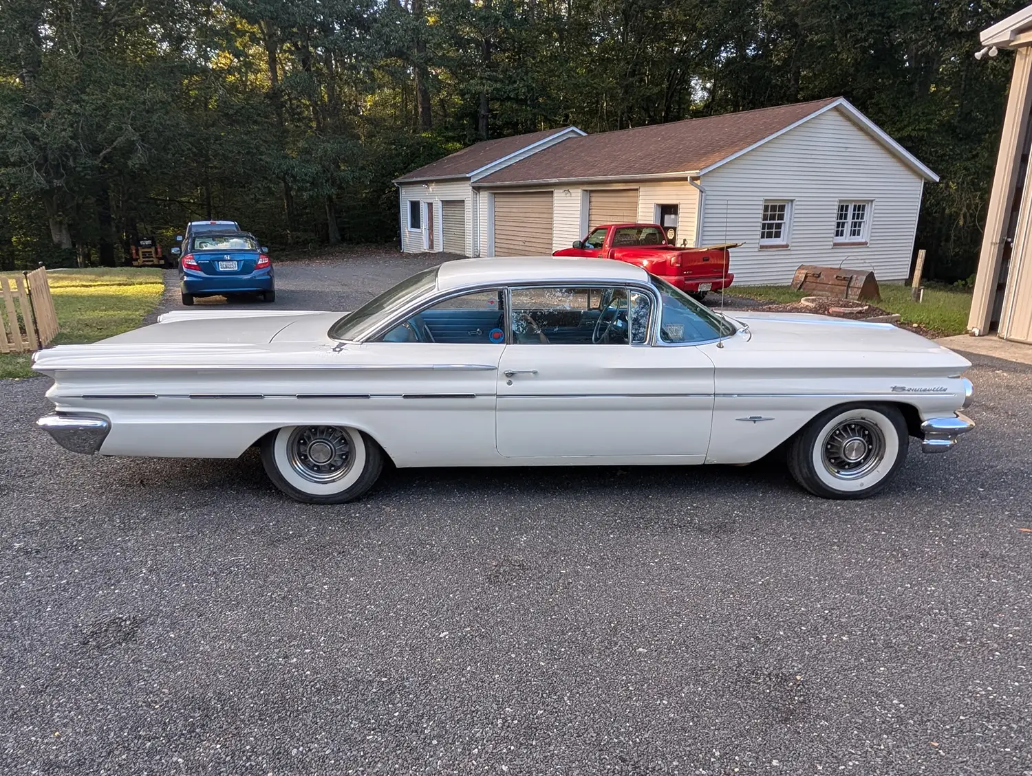 1960 Pontiac Bonneville Sports Coupe