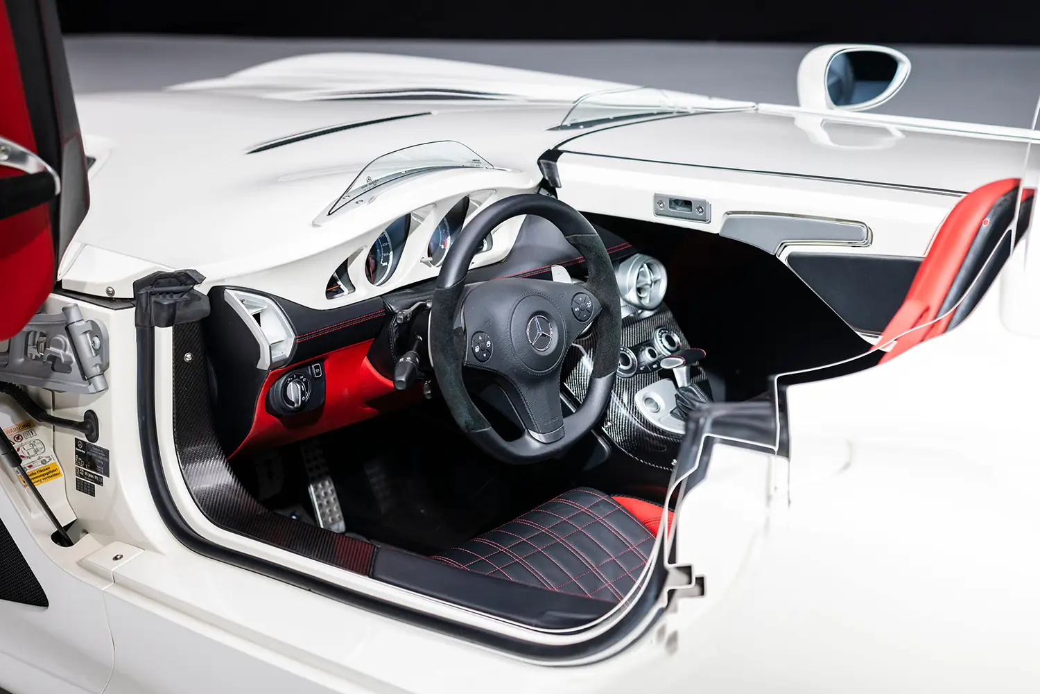 Mercedes-Benz SLR McLaren Stirling Moss