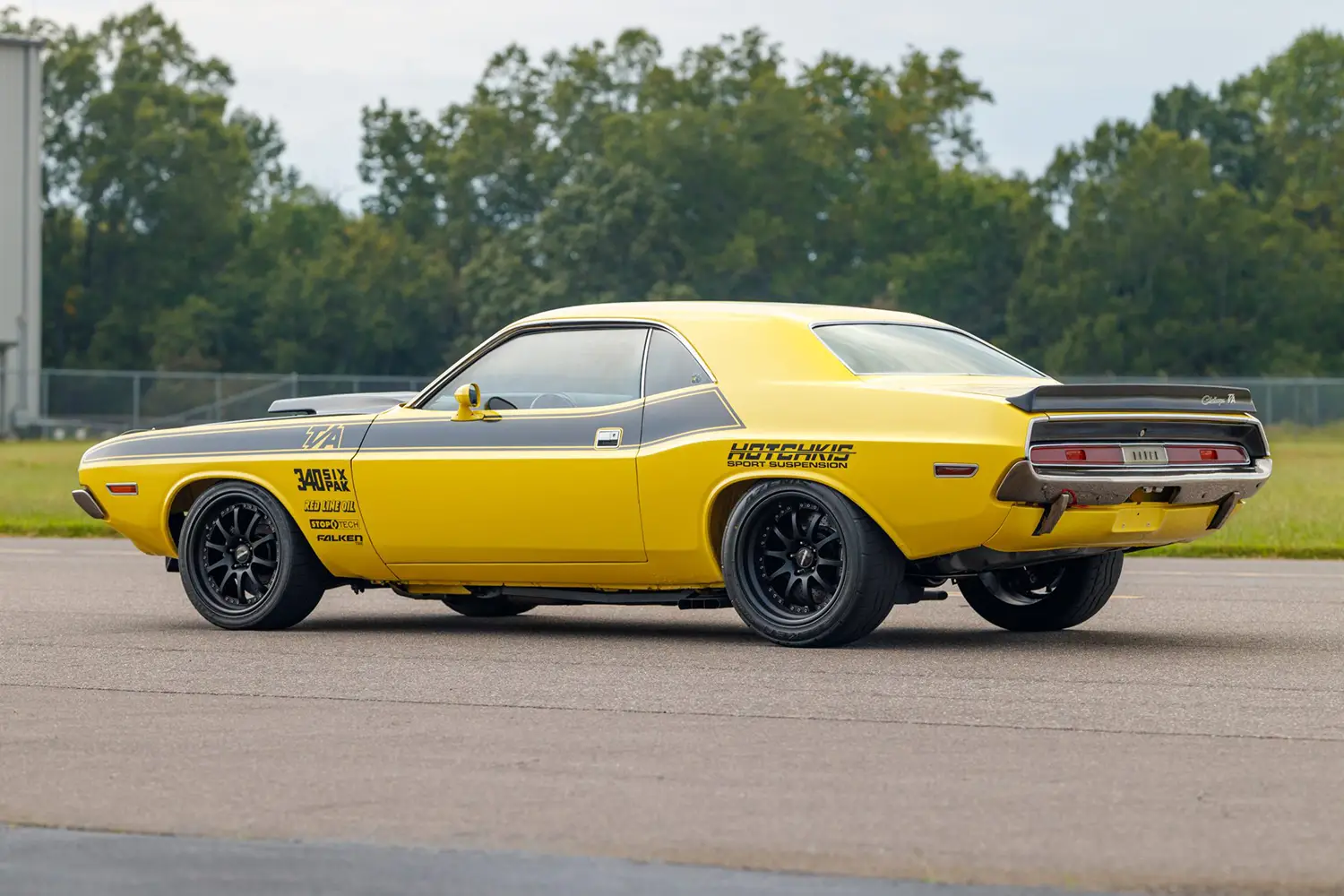 Hotchkis 1970 Dodge Challenger E-Max