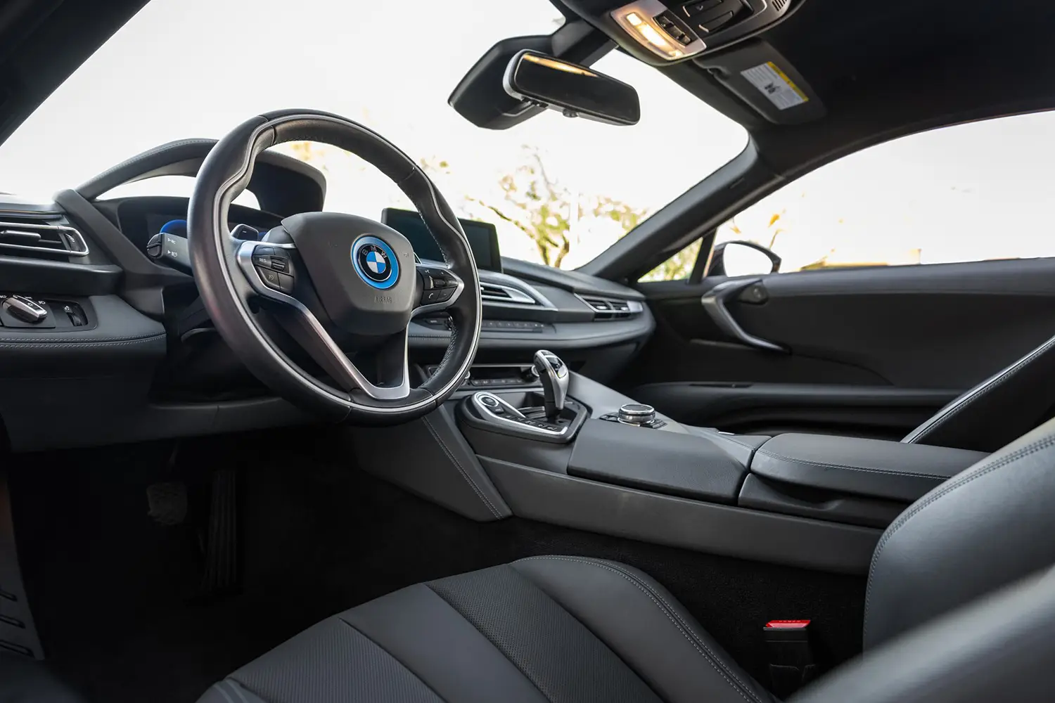 2016 BMW i8