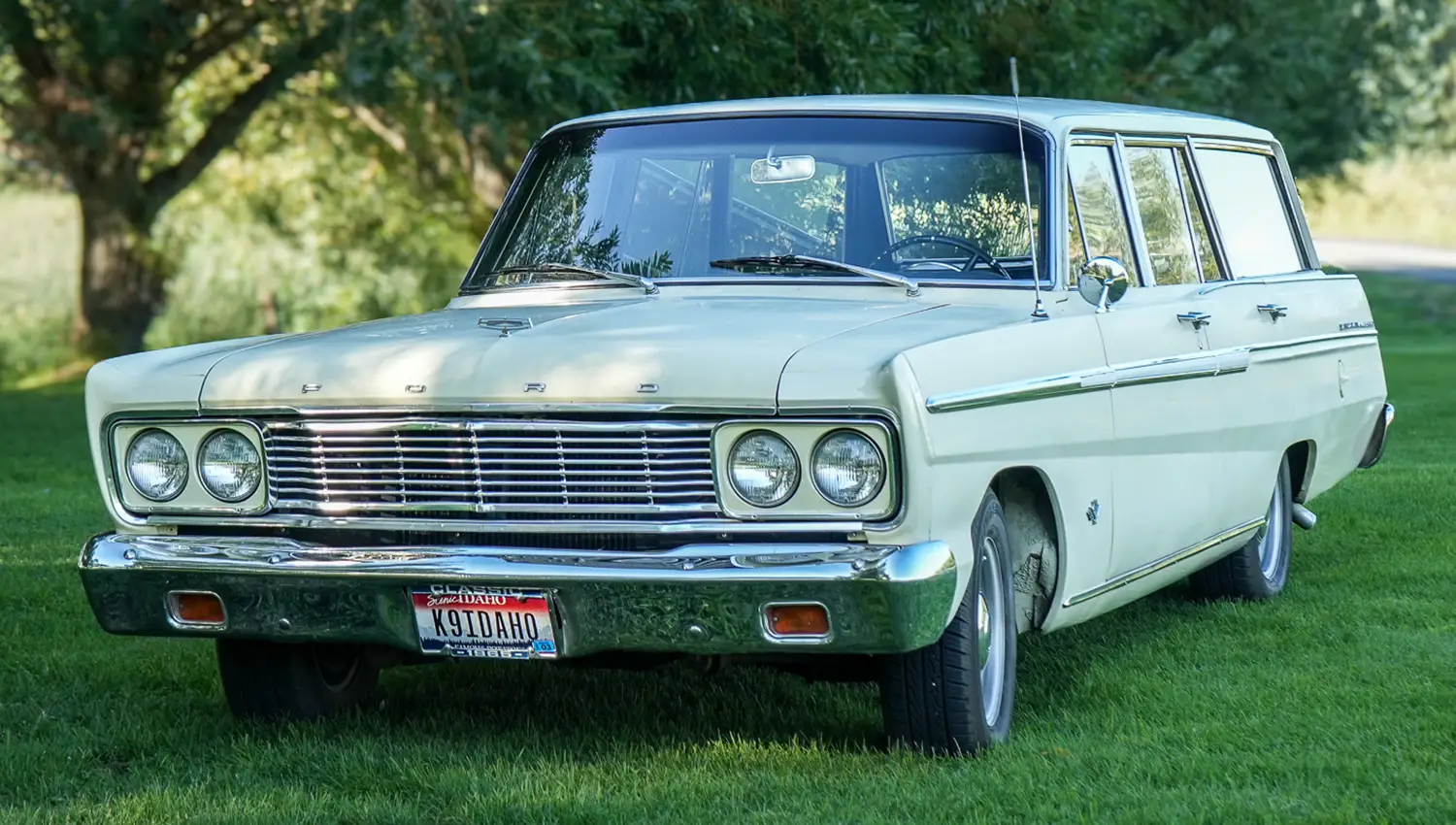 1965 Ford Fairlane 500 Custom Ranch Wagon
