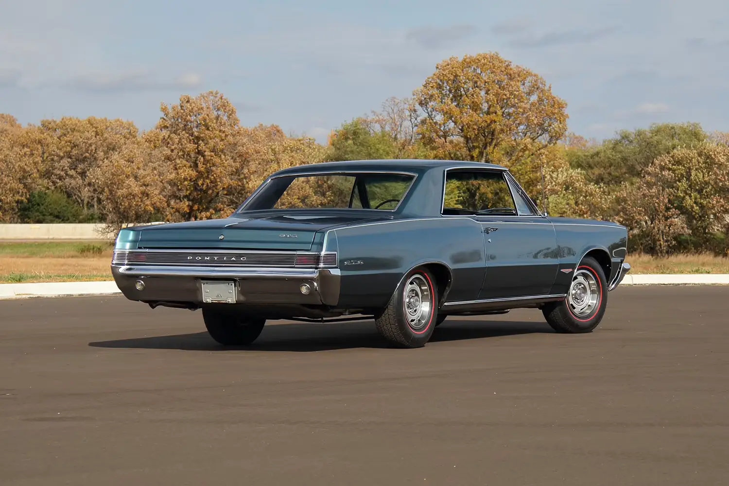 1965 Pontiac GTO Tri-Power 1965 Pontiac GTO Tri-Power