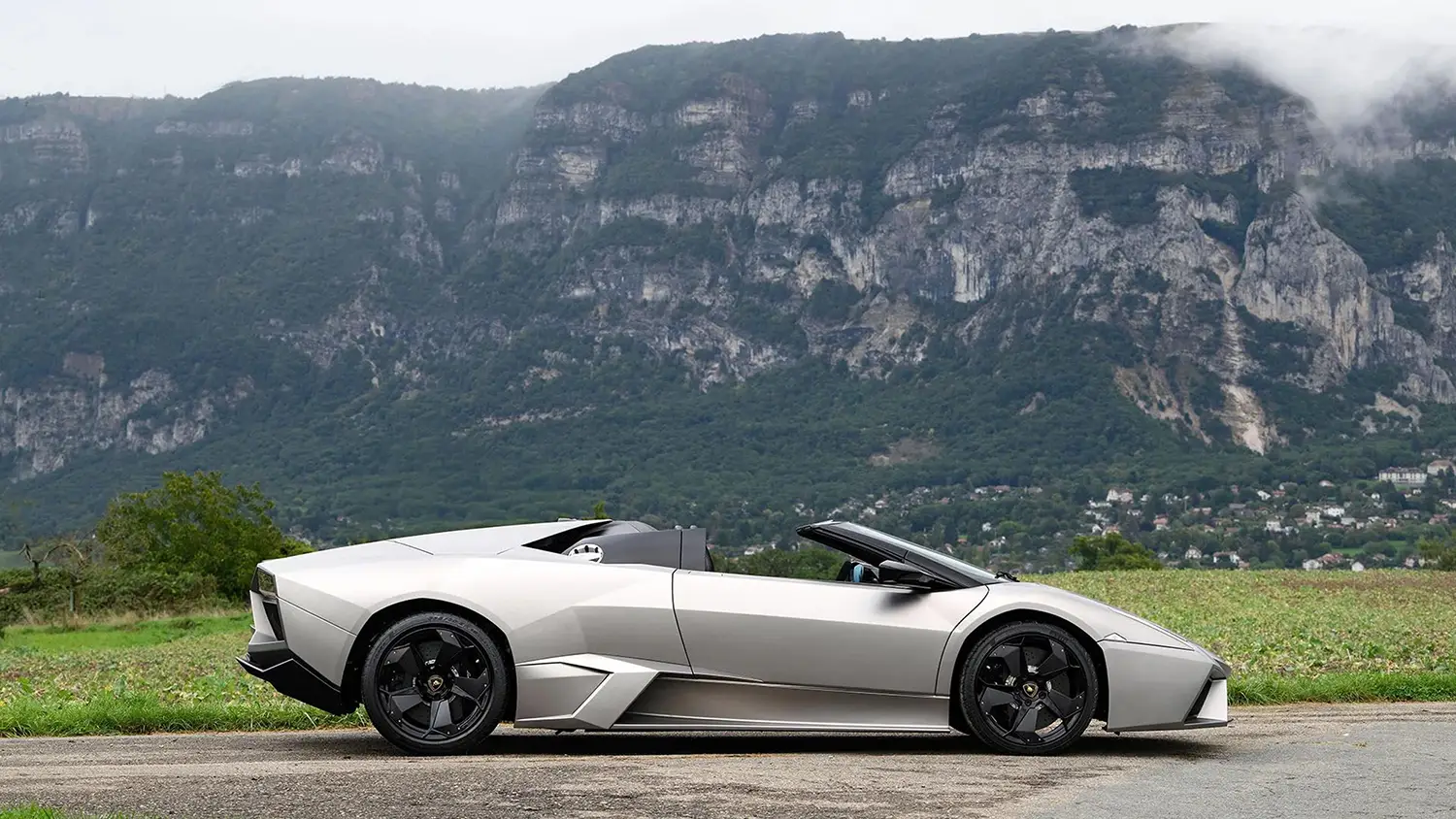 2010 Lamborghini Reventón Roadster