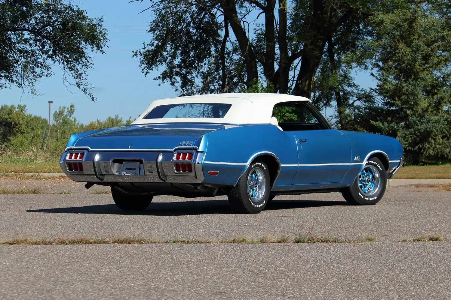 1972 Oldsmobile Cutlass 442 Convertible 1972 Oldsmobile Cutlass 442 Convertible