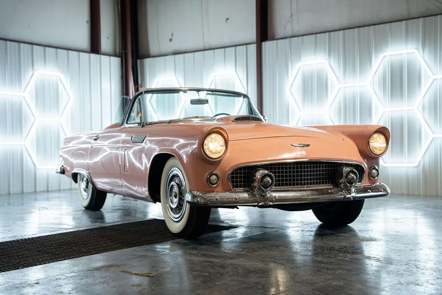 1956 Ford Thunderbird