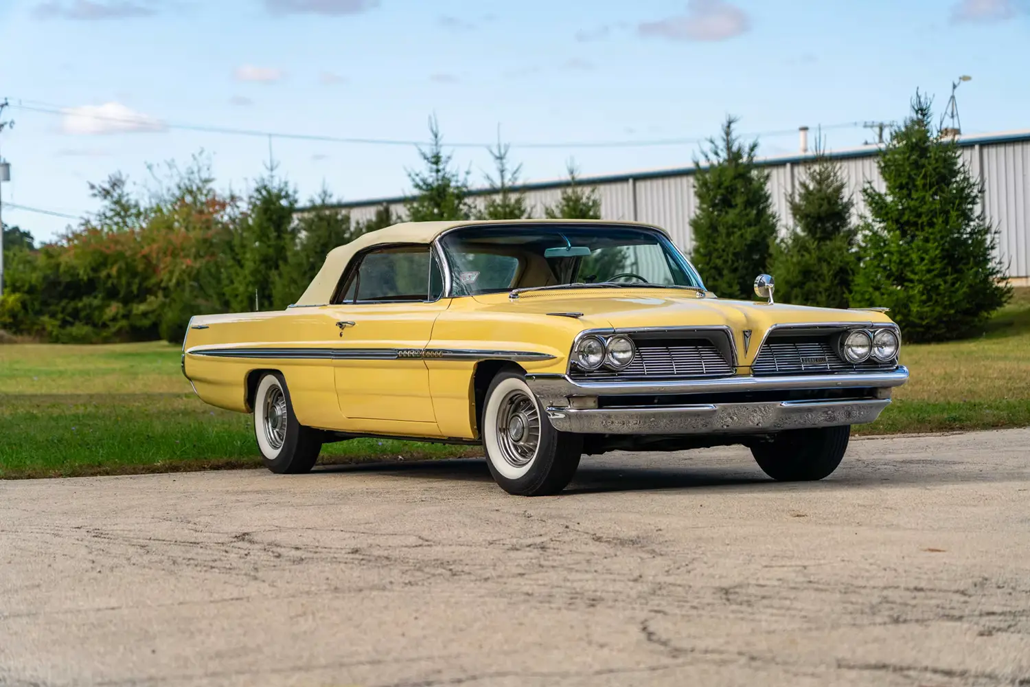 1961 Pontiac Bonneville Convertible