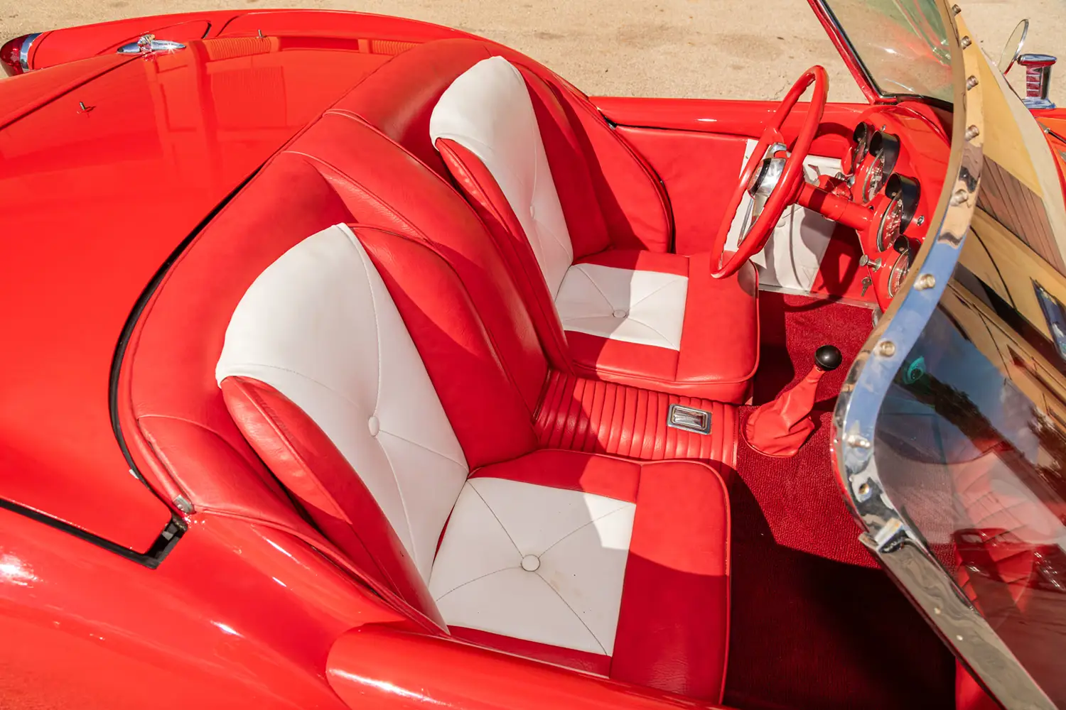 1954 Kaiser Darrin Roadster