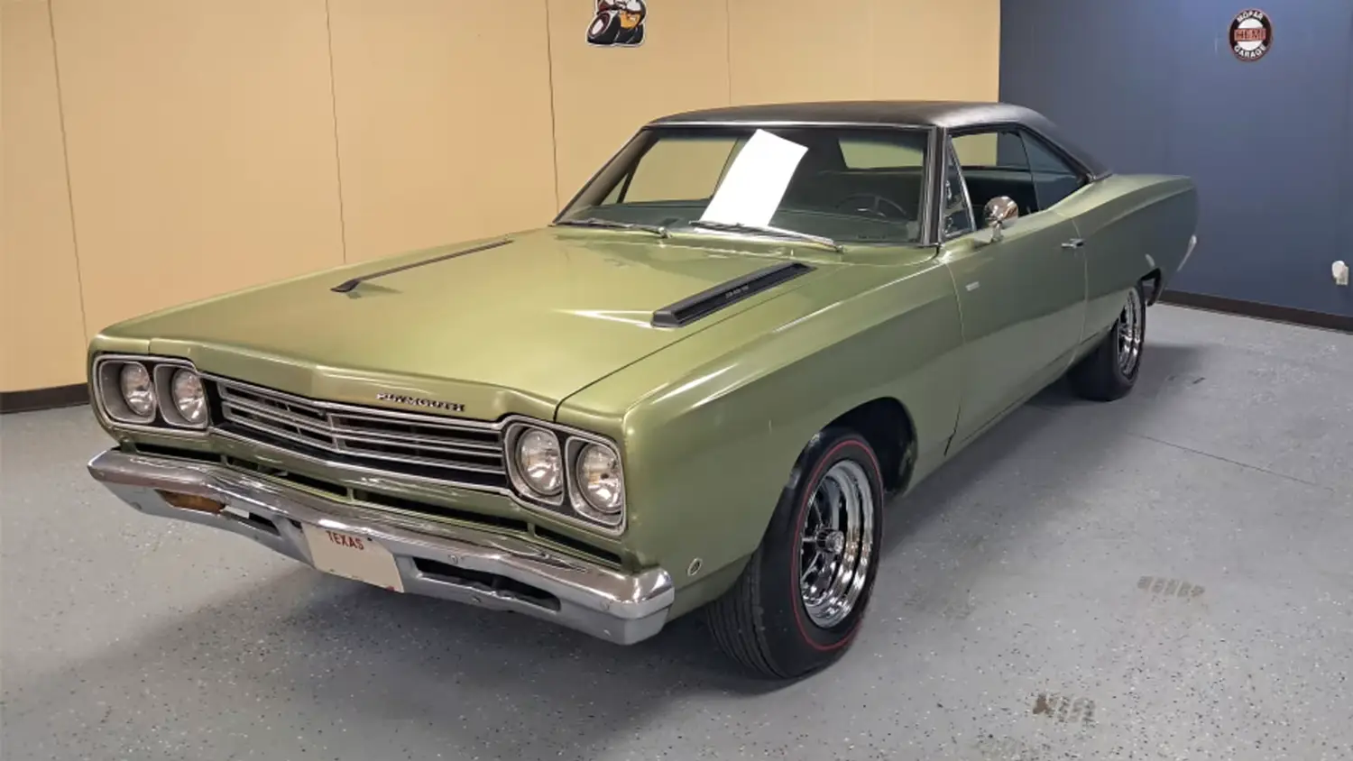 1968 Plymouth Road Runner 383