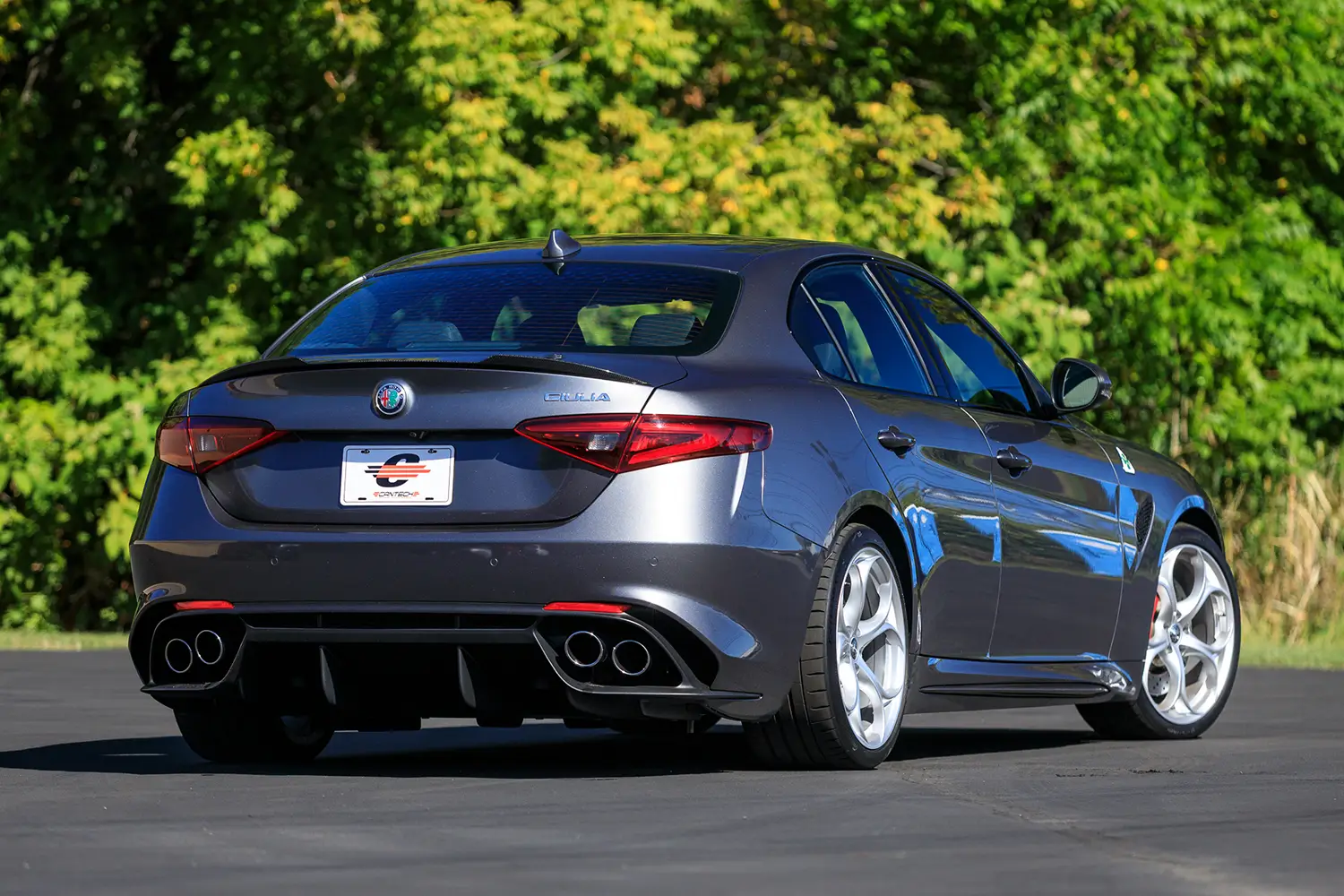 2017 Alfa Romeo Giulia Quadrifoglio