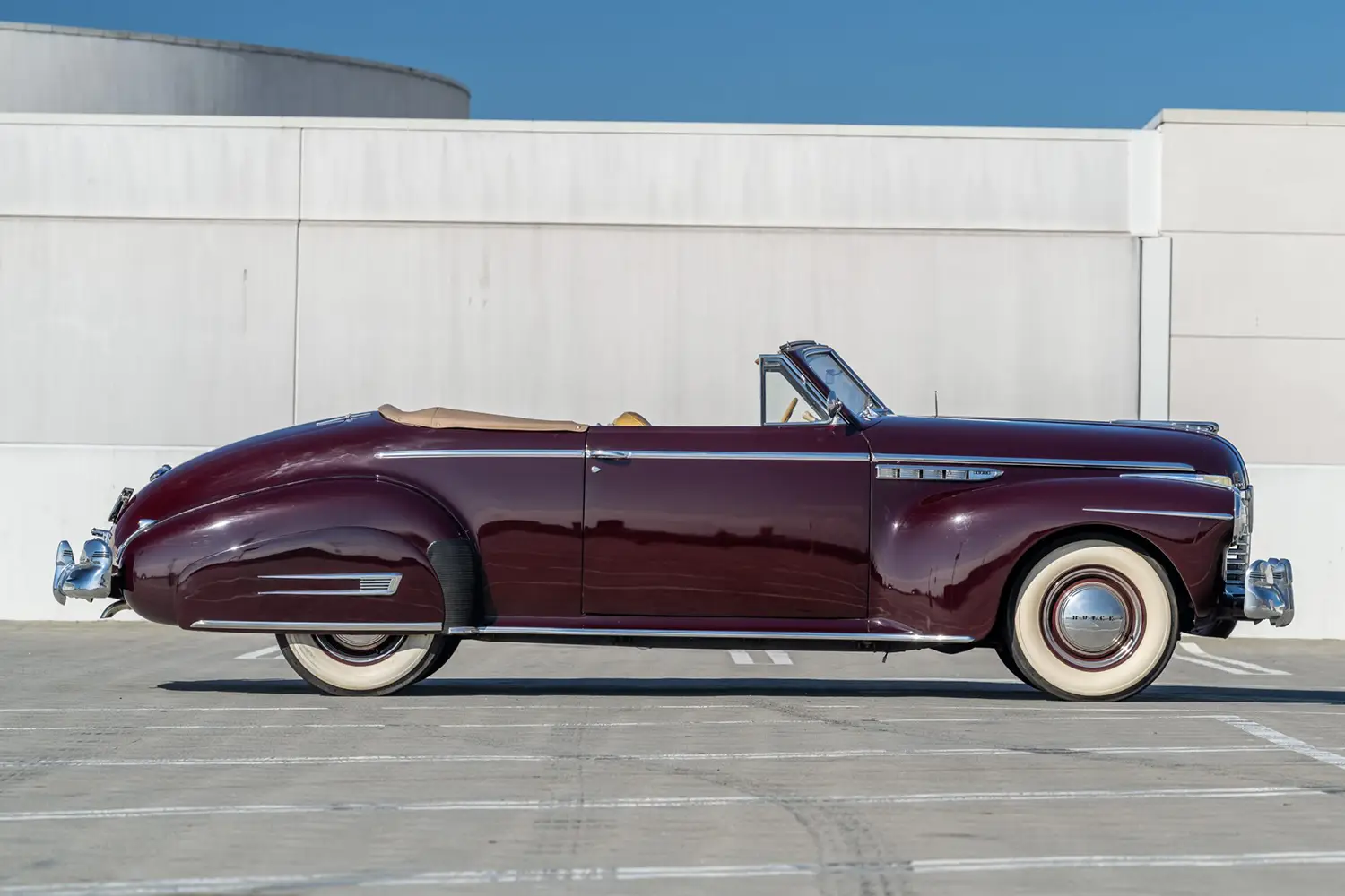 1941 Buick Series 50 Super Convertible