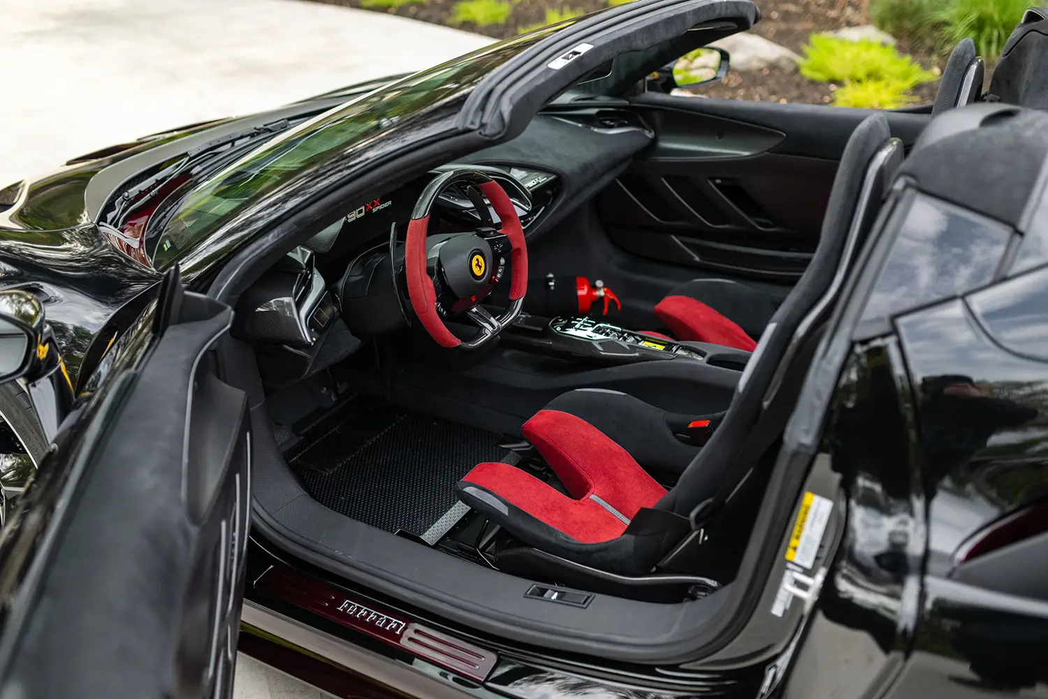 2025 Ferrari SF90 XX Spider