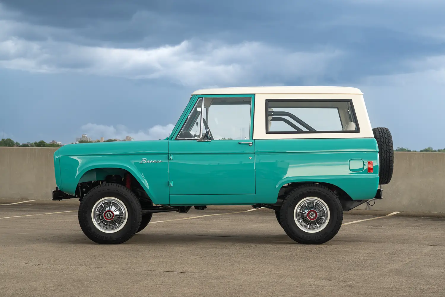 1977 Ford Bronco 302