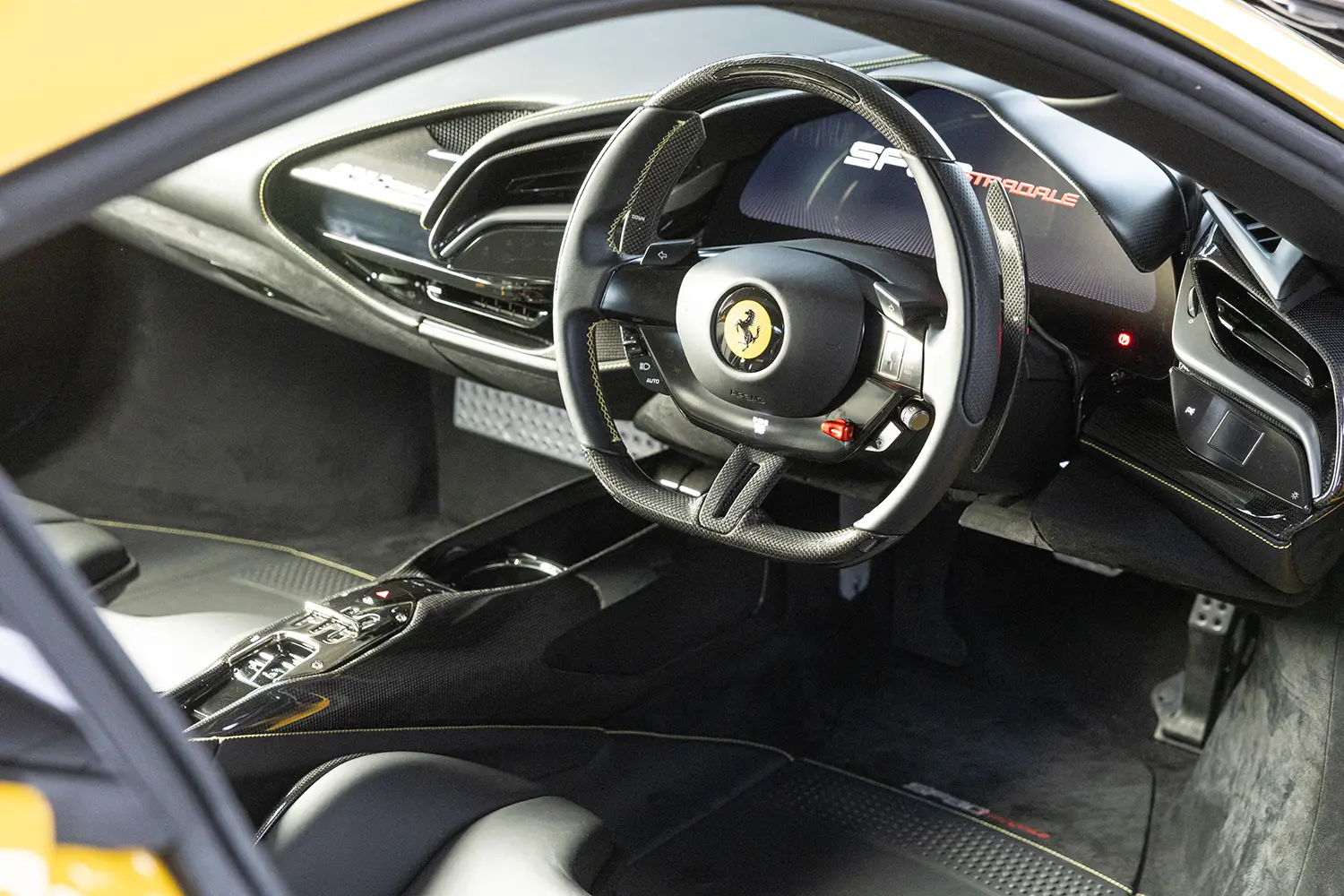 2021 Ferrari SF90 Stradale 2021 Ferrari SF90 Stradale