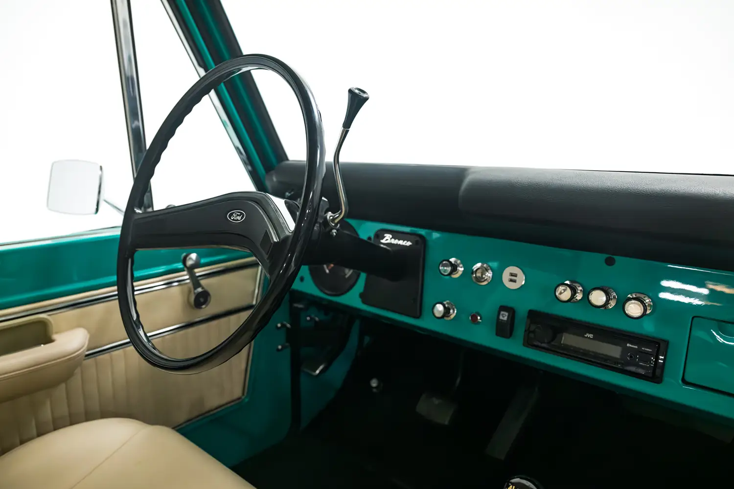 1977 Ford Bronco 302