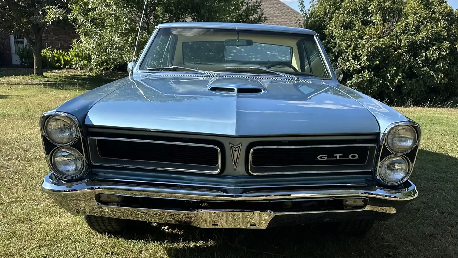 1965 Pontiac GTO Tri-Power