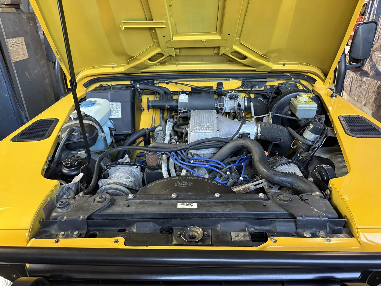 1995 Land Rover Defender 90 NAS