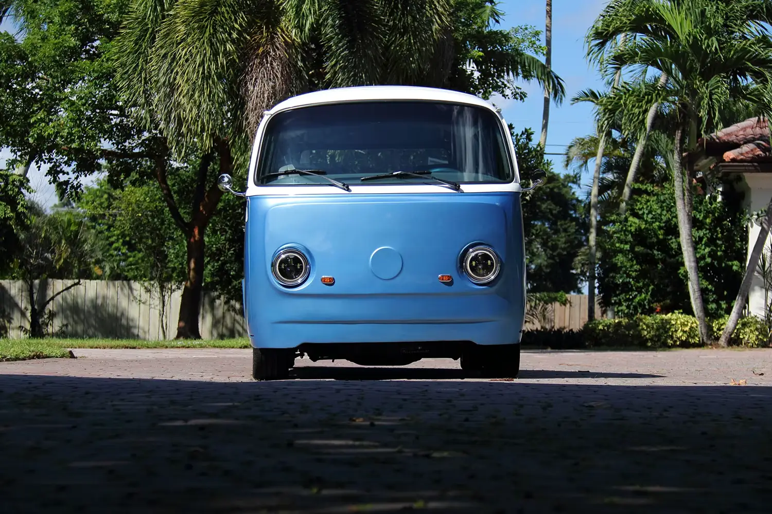 1974 Volkswagen Type II Custom Bus