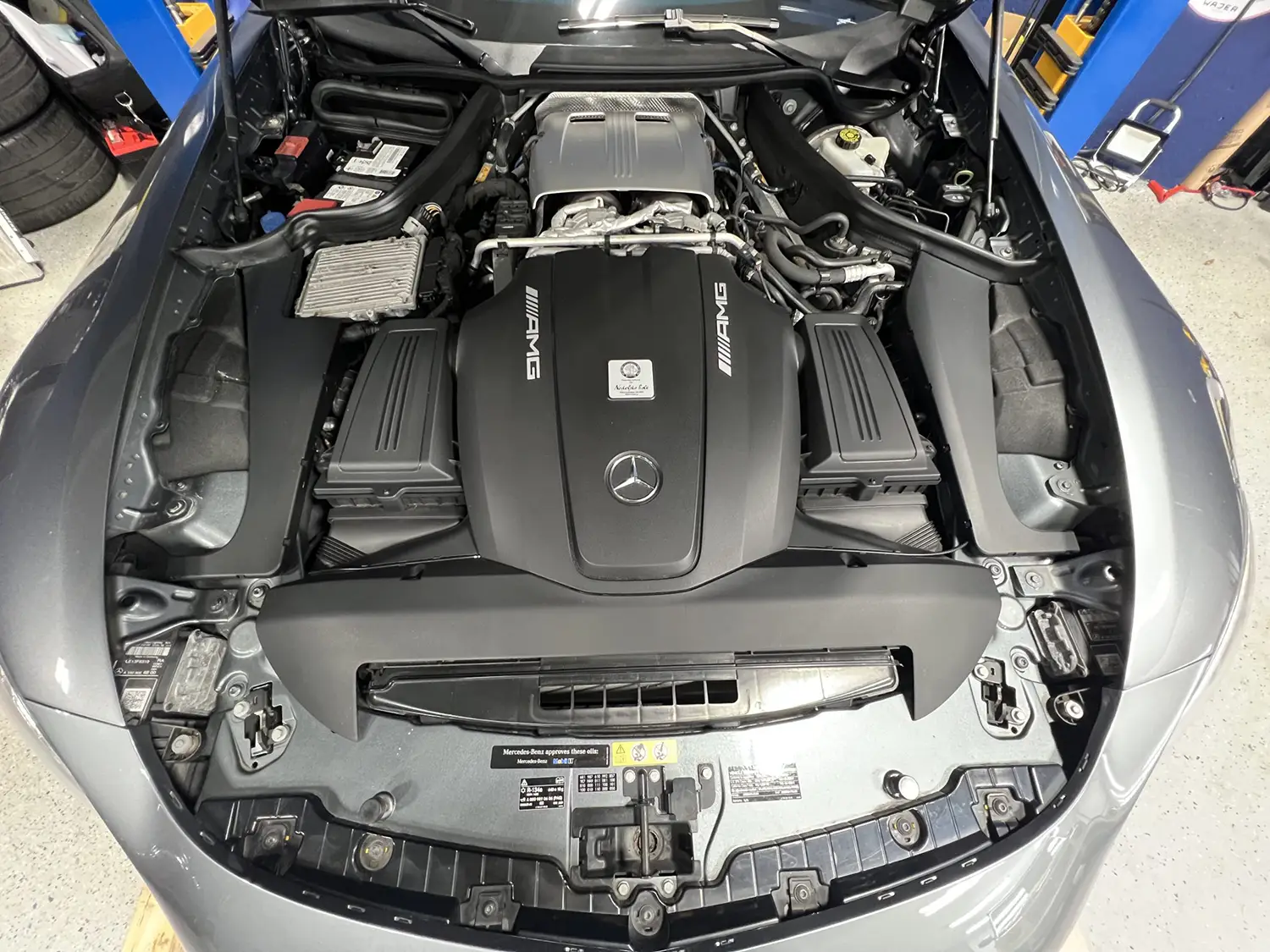 2018 Mercedes-AMG GT Roadster 2018 Mercedes-AMG GT Roadster