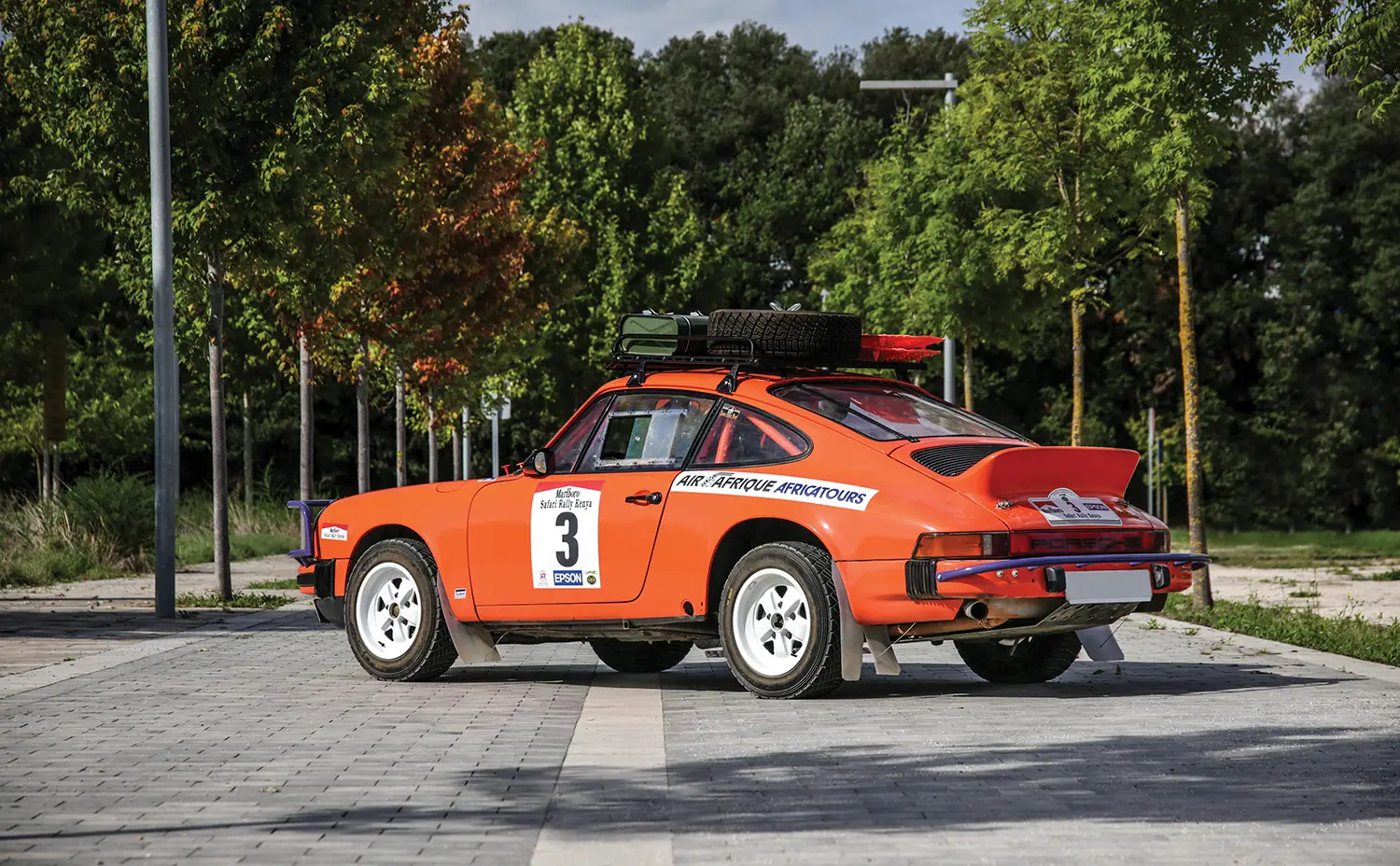 1977 Porsche 911 Safari Recreation