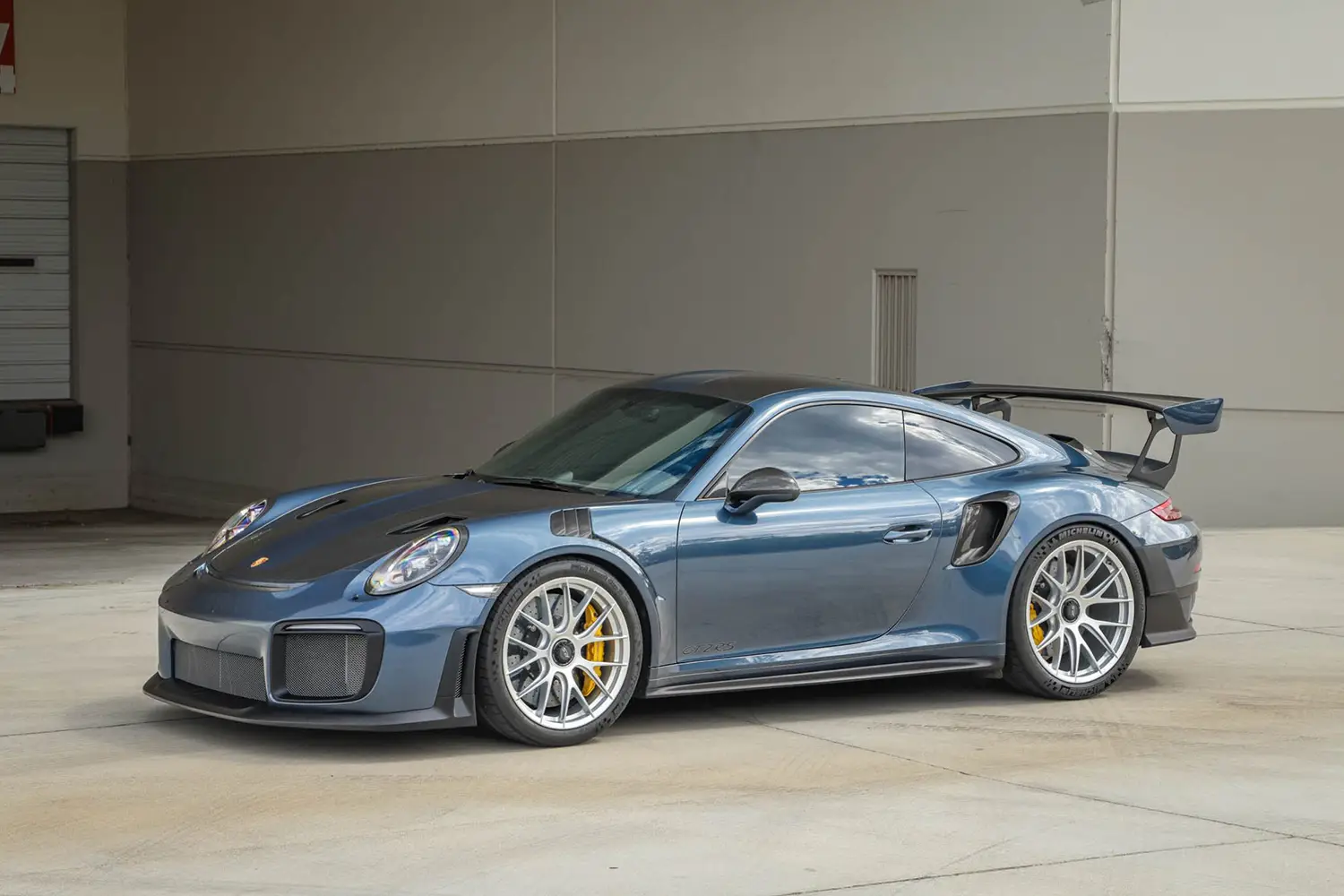 2018 Porsche 911 GT2 RS Weissach
