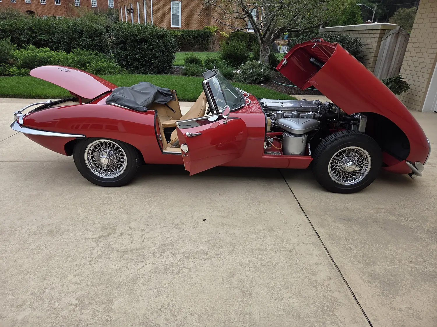 1965 Jaguar XKE Series I 4.2 Roadster