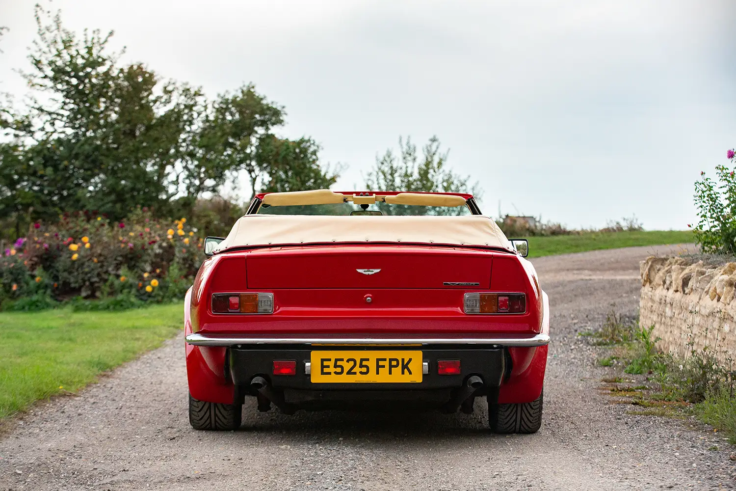 1988 Aston Martin V8 Vantage Volante X-Pack