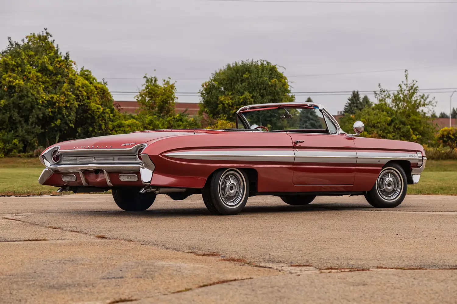1961 Oldsmobile Starfire Convertible