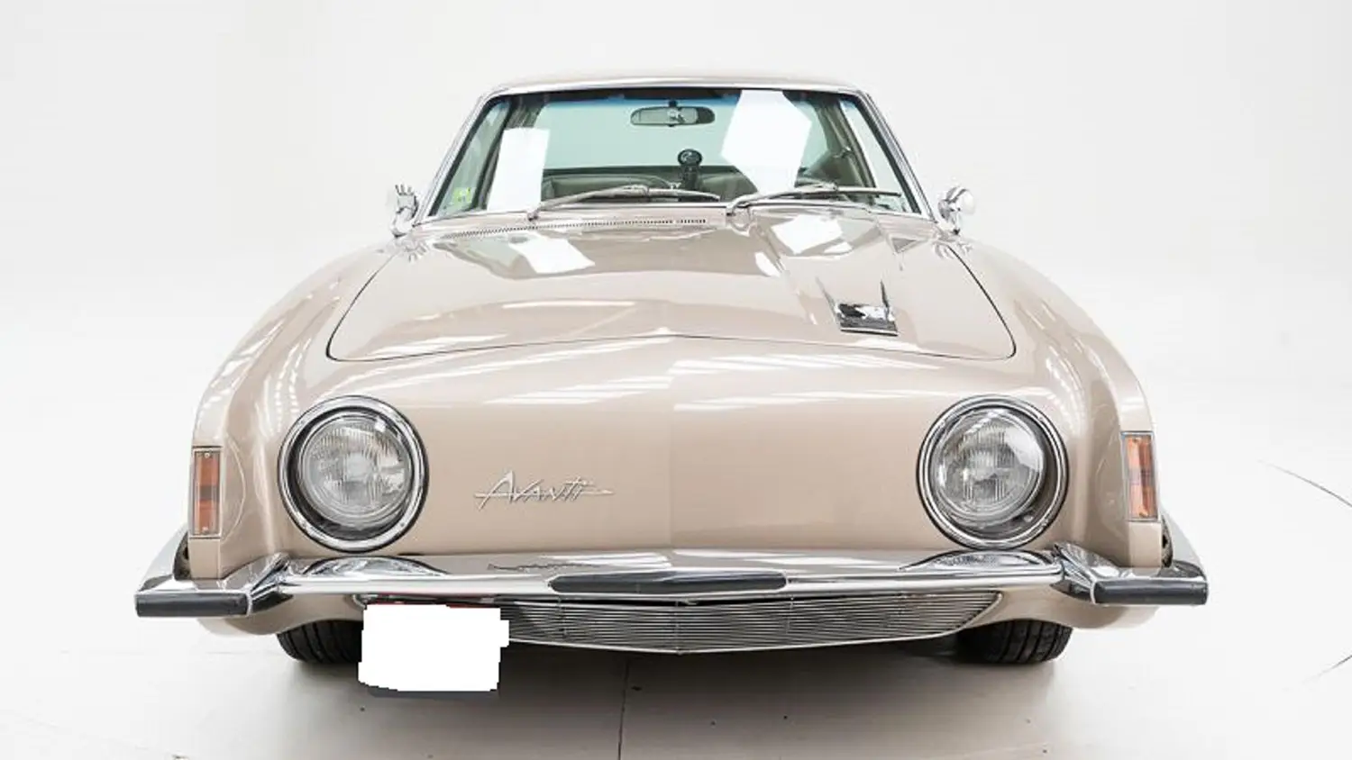 1963 Studebaker Avanti R2
