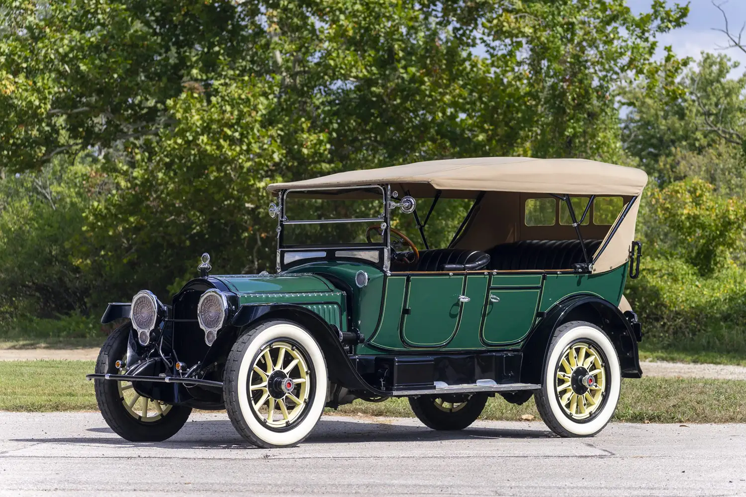 1917 Packard Twin Six Touring Car