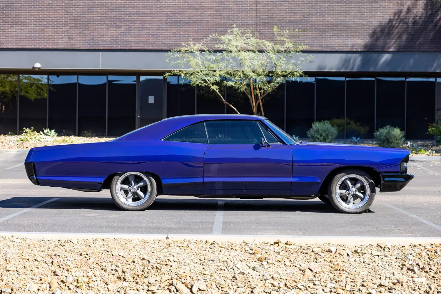 Modified 1965 Pontiac Bonneville Modified 1965 Pontiac Bonneville